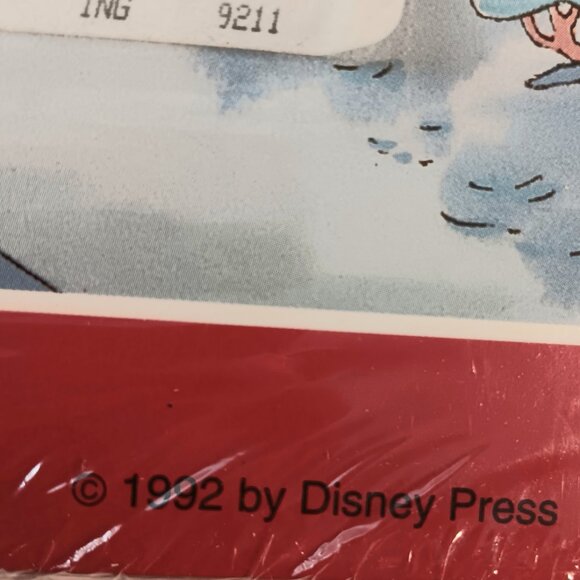 VTG Winnie the Pooh's Christmas Gift Box 1992 Storybook And Stocking New Sealed - Picture 7 of 8